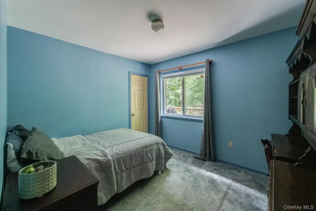 12 Skytop Ridge Rhinebeck NY 12572