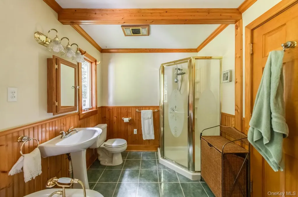 12 Skytop Ridge Rhinebeck NY 12572