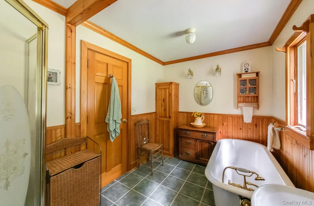 12 Skytop Ridge Rhinebeck NY 12572