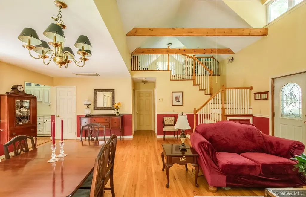 12 Skytop Ridge Rhinebeck NY 12572