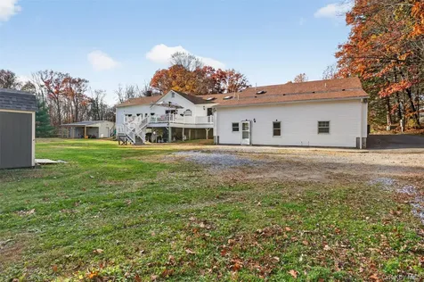 412 Ruskey Lane Hyde Park NY 12538