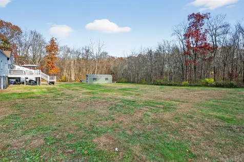 412 Ruskey Lane Hyde Park NY 12538