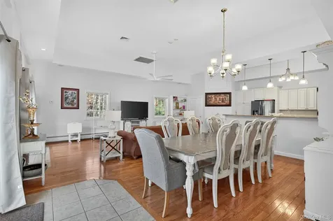 412 Ruskey Lane Hyde Park NY 12538