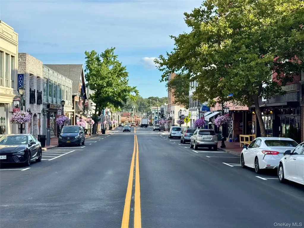 59 Jackson Avenue Huntington NY 11743