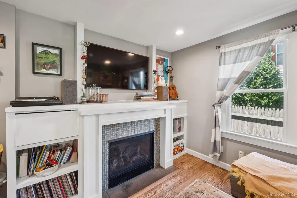 59 Jackson Avenue Huntington NY 11743