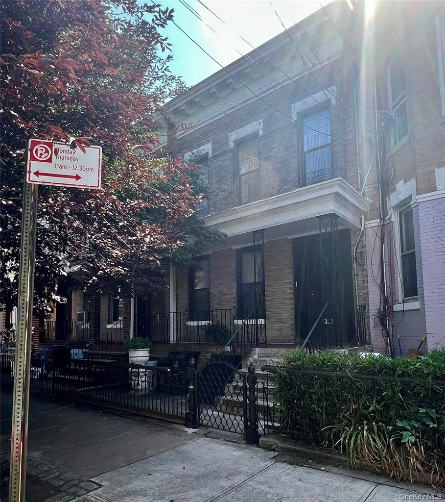 132 Euclid Avenue Brooklyn NY 11208