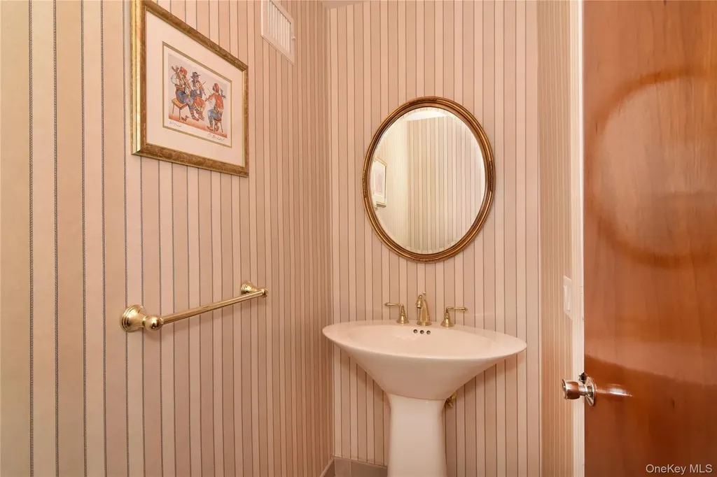 15 Old Forge Lane Tarrytown NY 10591