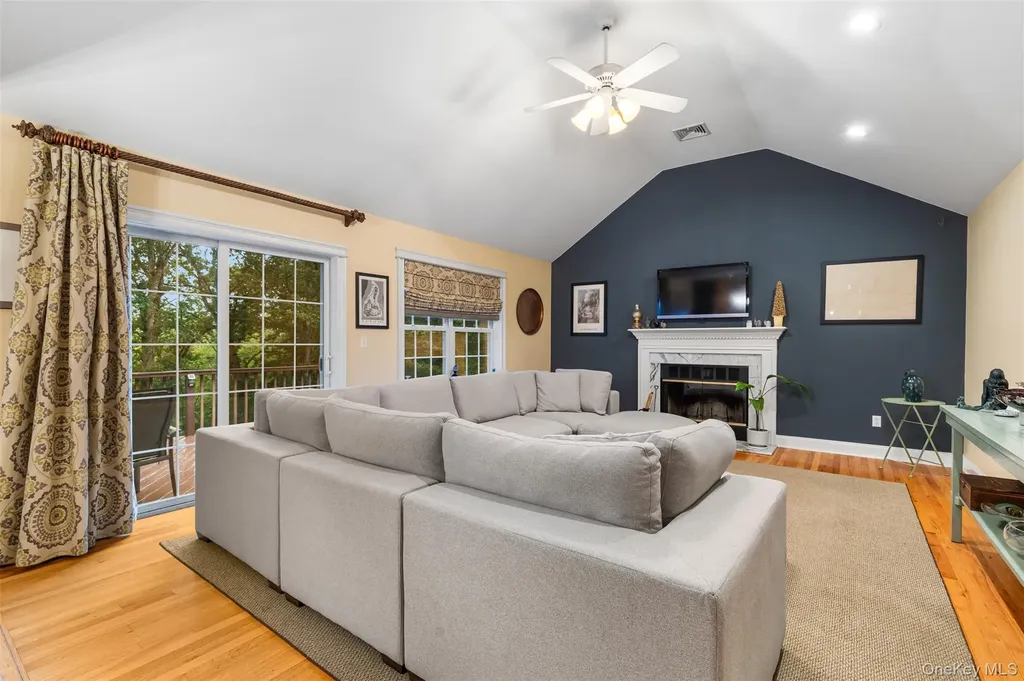 17 Ruby Lane Carmel NY 10512