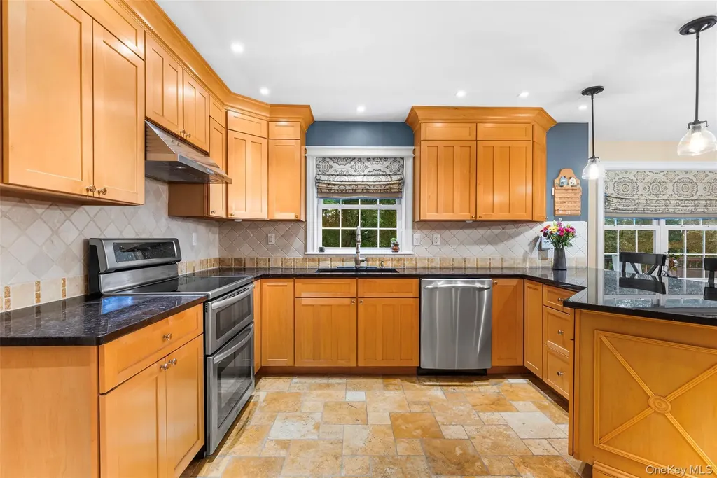 17 Ruby Lane Carmel NY 10512