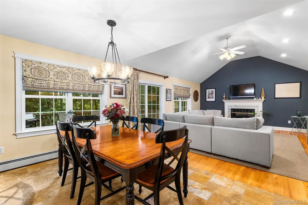 17 Ruby Lane Carmel NY 10512