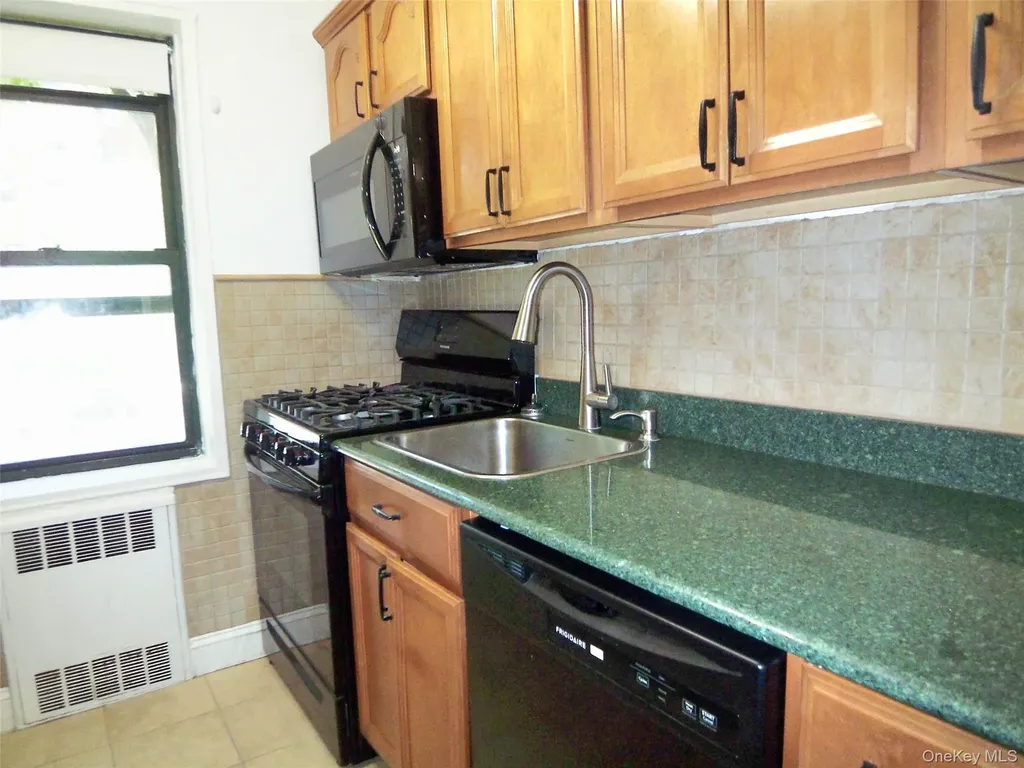 485 E Lincoln Avenue Mount Vernon NY 10552