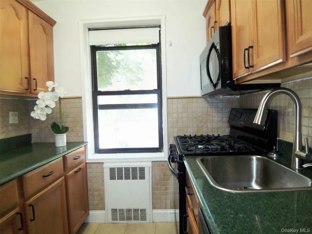 485 E Lincoln Avenue Mount Vernon NY 10552