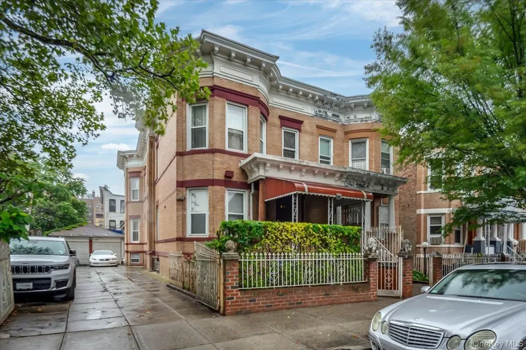 515 E 26th Street Brooklyn NY 11210