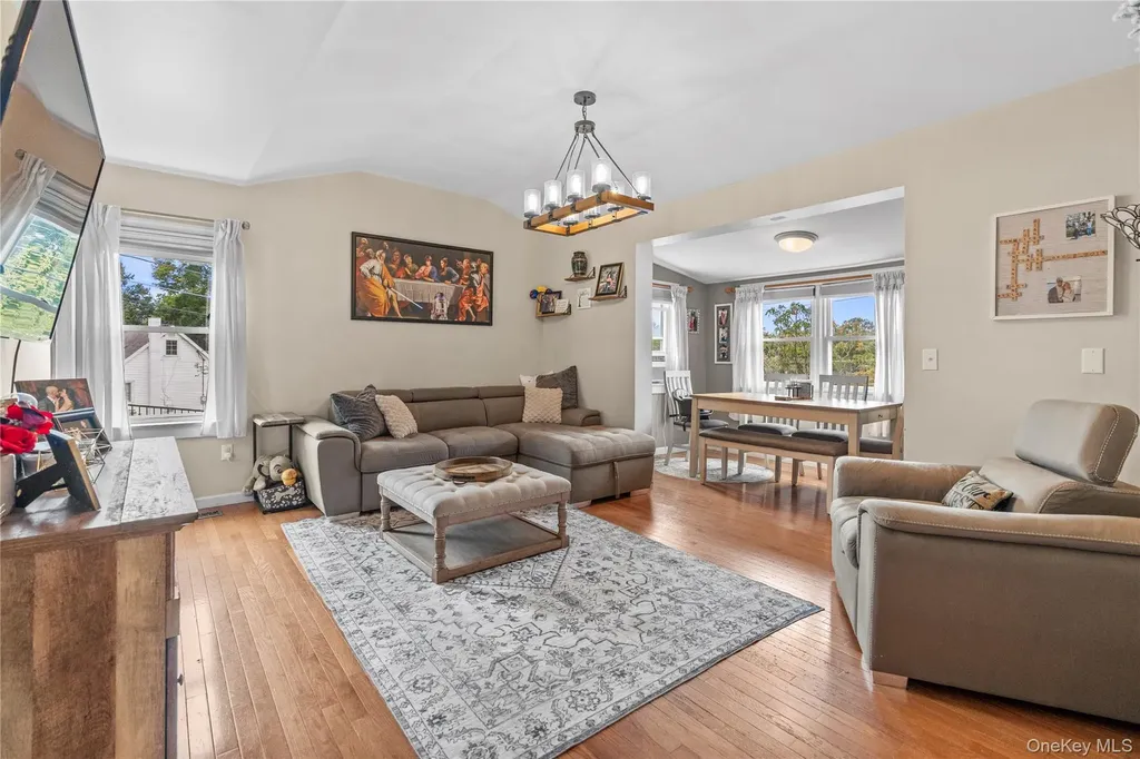 2 Glenbrook Road Carmel NY 10512