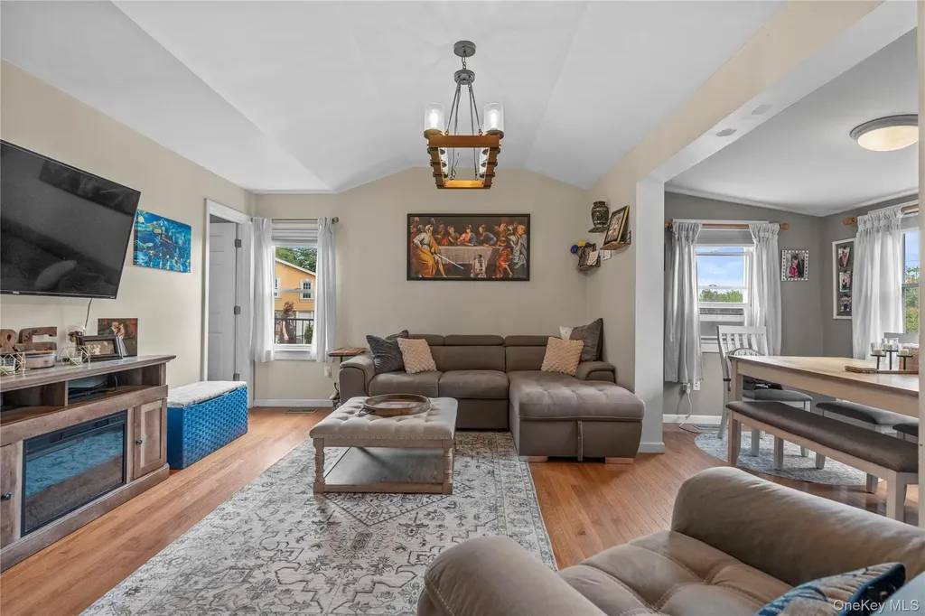 2 Glenbrook Road Carmel NY 10512