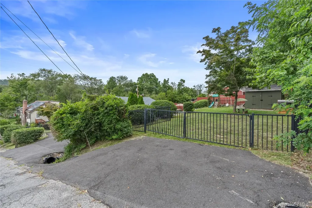 2 Glenbrook Road Carmel NY 10512