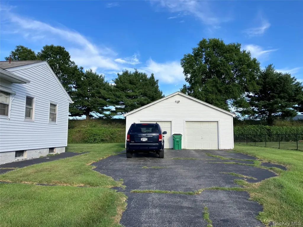 119 Cherrywood Drive Fishkill NY 12524