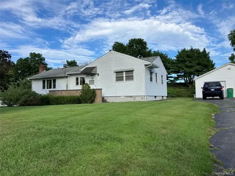 119 Cherrywood Drive Fishkill NY 12524