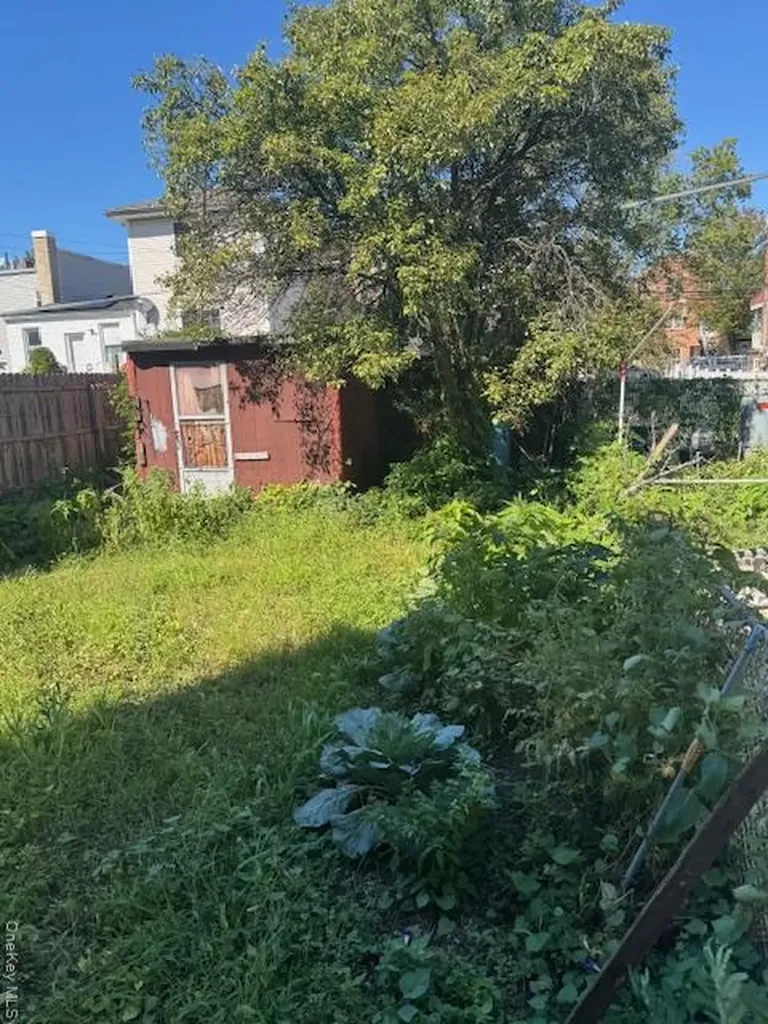 841 E 226th Street Bronx NY 10466