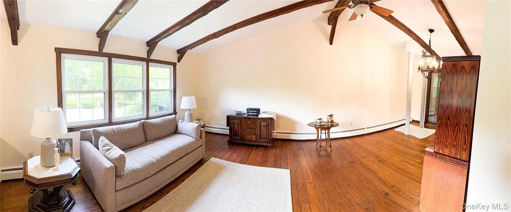 2 Myers Lane Hyde Park NY 12538