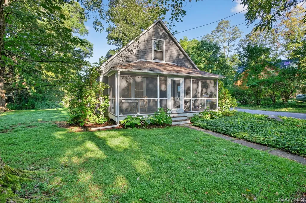 11 Ackert Hook Road Rhinebeck NY 12572