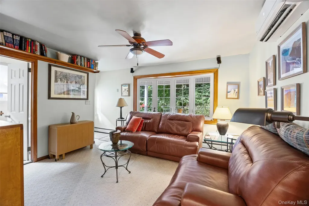 23 Nassau Road Great Neck NY 11021