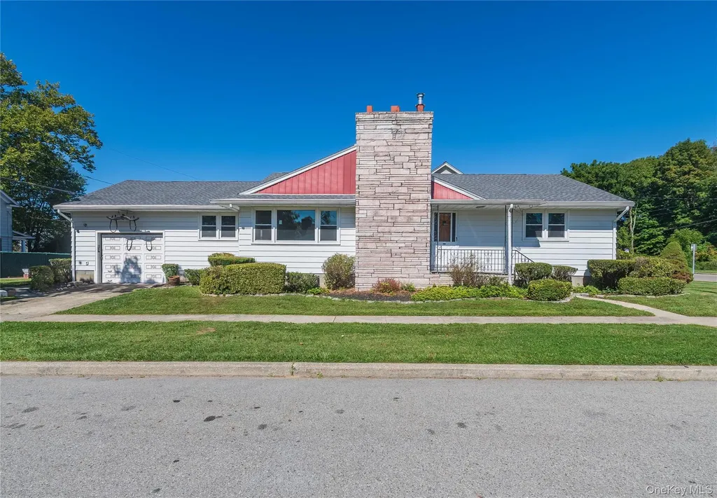 325 Hooker Avenue Poughkeepsie NY 12603