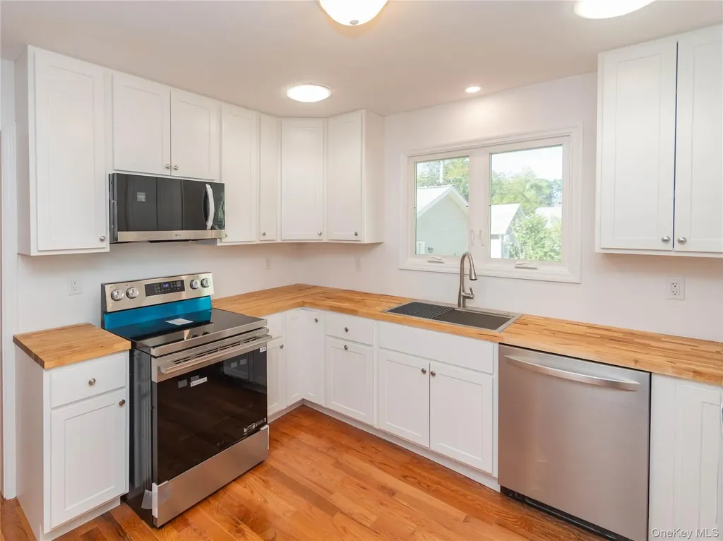 325 Hooker Avenue Poughkeepsie NY 12603