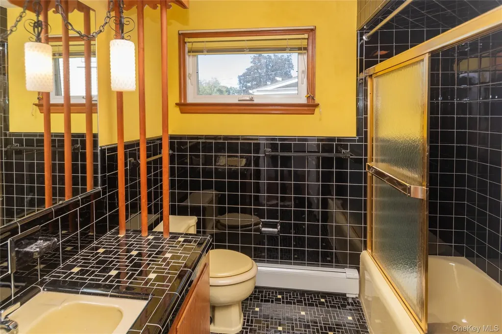 325 Hooker Avenue Poughkeepsie NY 12603