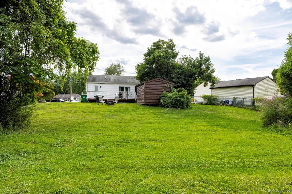 52 Van Wyck Drive Poughkeepsie NY 12601