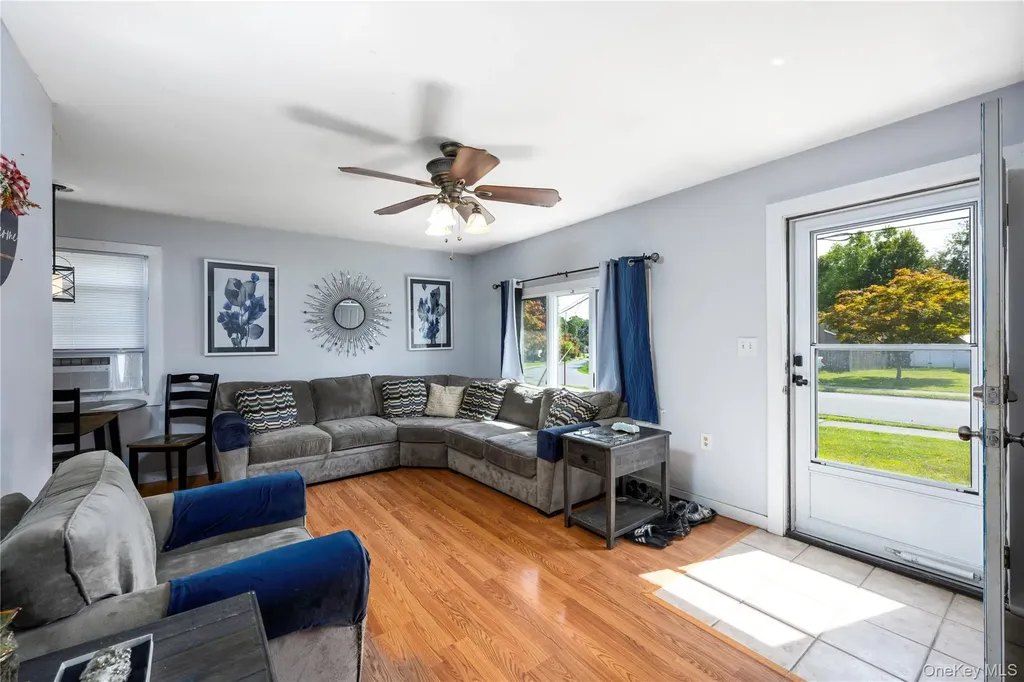 52 Van Wyck Drive Poughkeepsie NY 12601