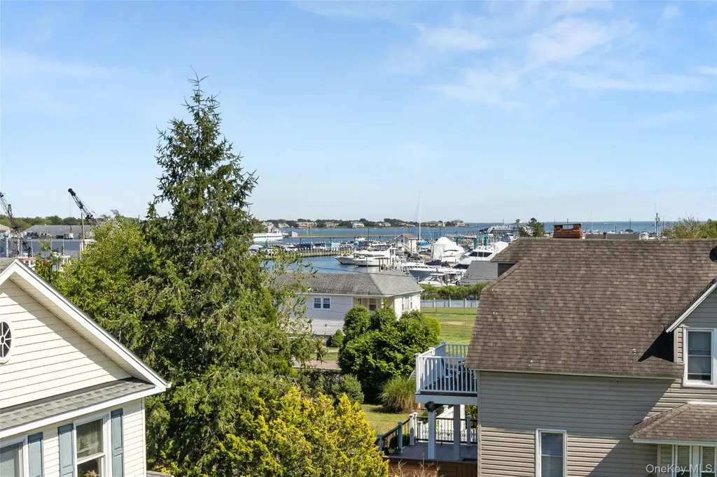 91 Ocean Avenue Bay Shore NY 11706