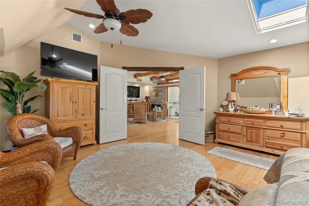 91 Ocean Avenue Bay Shore NY 11706