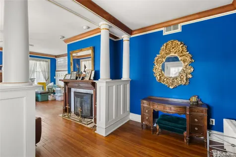 91 Ocean Avenue Bay Shore NY 11706