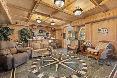 91 Ocean Avenue Bay Shore NY 11706