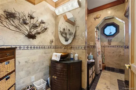 91 Ocean Avenue Bay Shore NY 11706