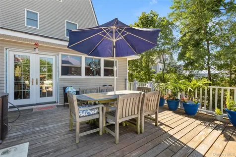 91 Ocean Avenue Bay Shore NY 11706