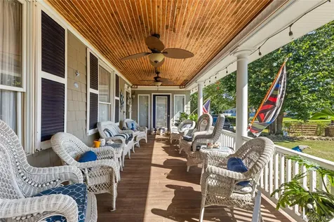 91 Ocean Avenue Bay Shore NY 11706