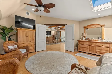 91 Ocean Avenue Bay Shore NY 11706