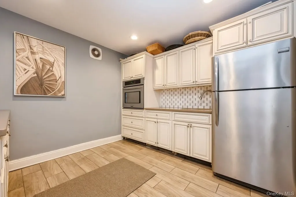 700 Shore Road Long Beach NY 11561