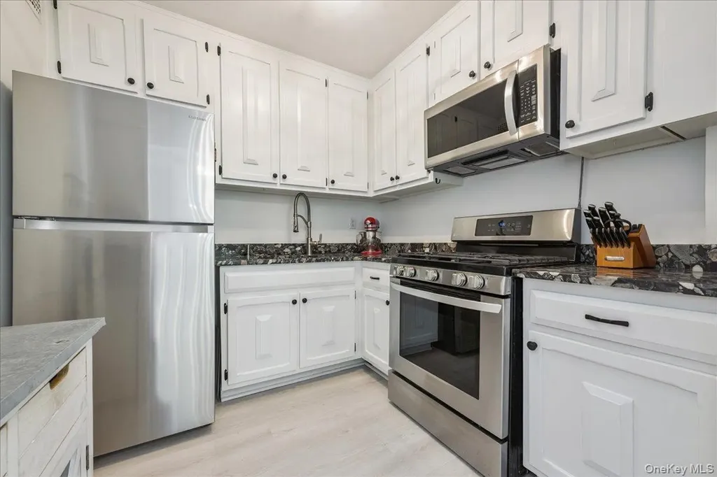 700 Shore Road Long Beach NY 11561