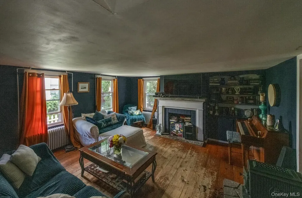 88 S Hamilton Street Poughkeepsie NY 12601