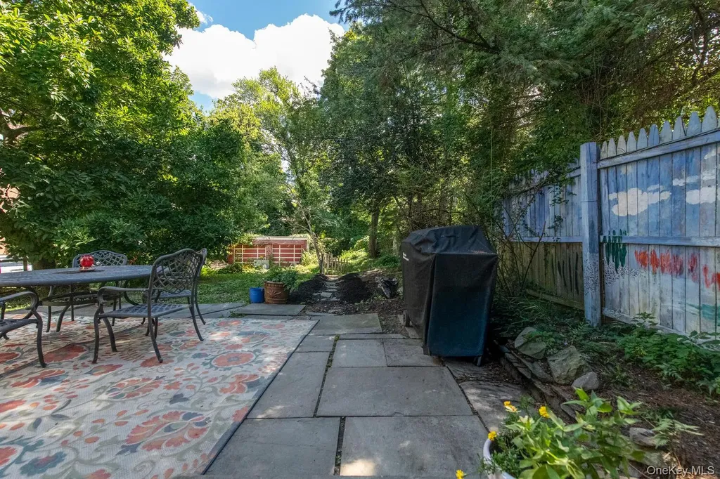 88 S Hamilton Street Poughkeepsie NY 12601