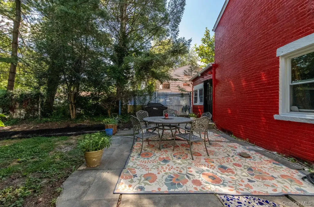 88 S Hamilton Street Poughkeepsie NY 12601