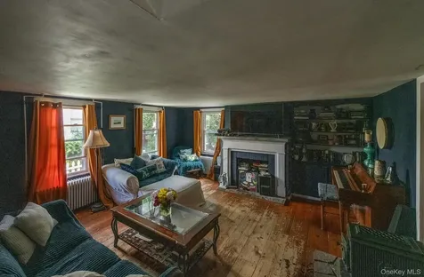 88 S Hamilton Street Poughkeepsie NY 12601