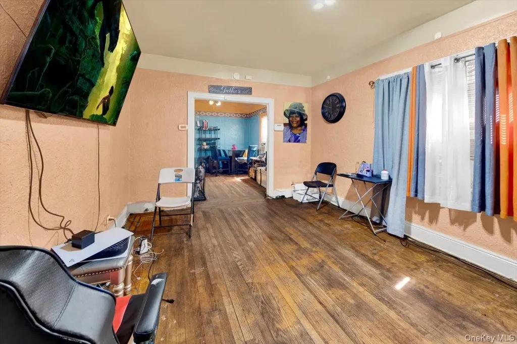 4122 Wickham Avenue Bronx NY 10466