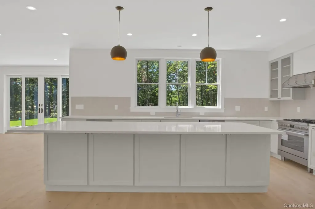 95 N Summit Boulevard Westhampton NY 11977