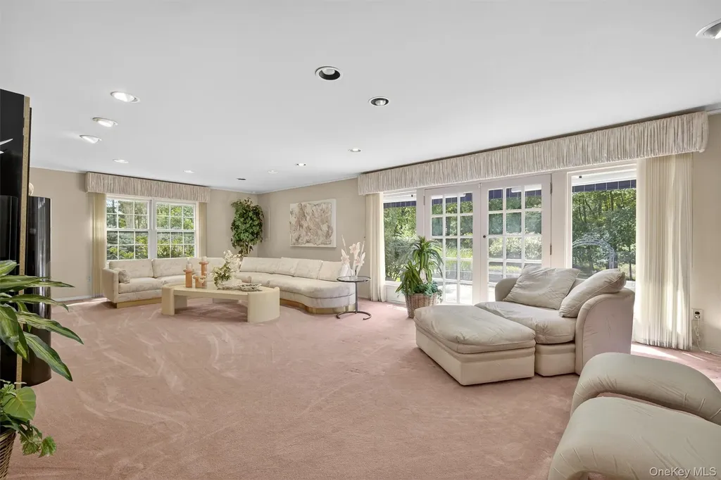 27 Orchard Hill Road Katonah NY 10536