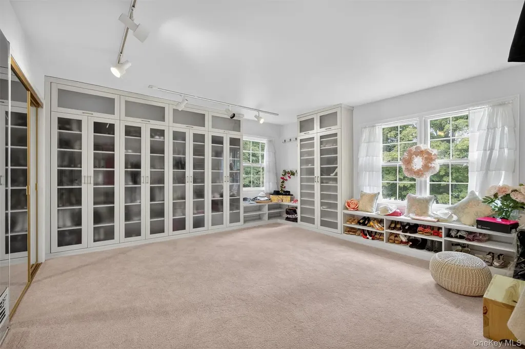 27 Orchard Hill Road Katonah NY 10536