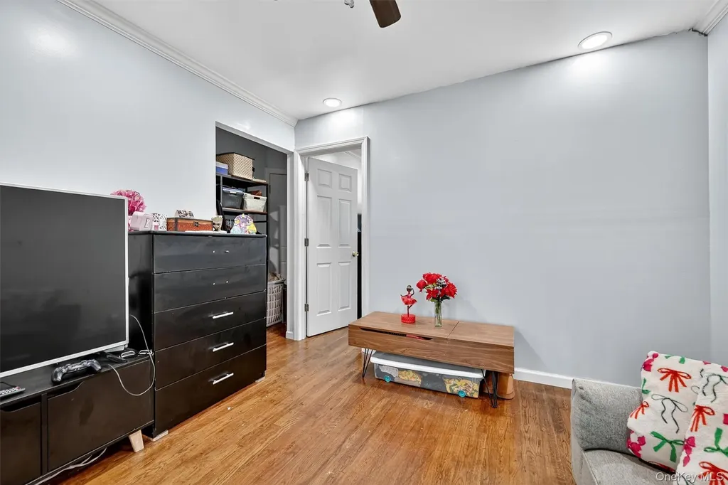 356 N Broadway Yonkers NY 10701